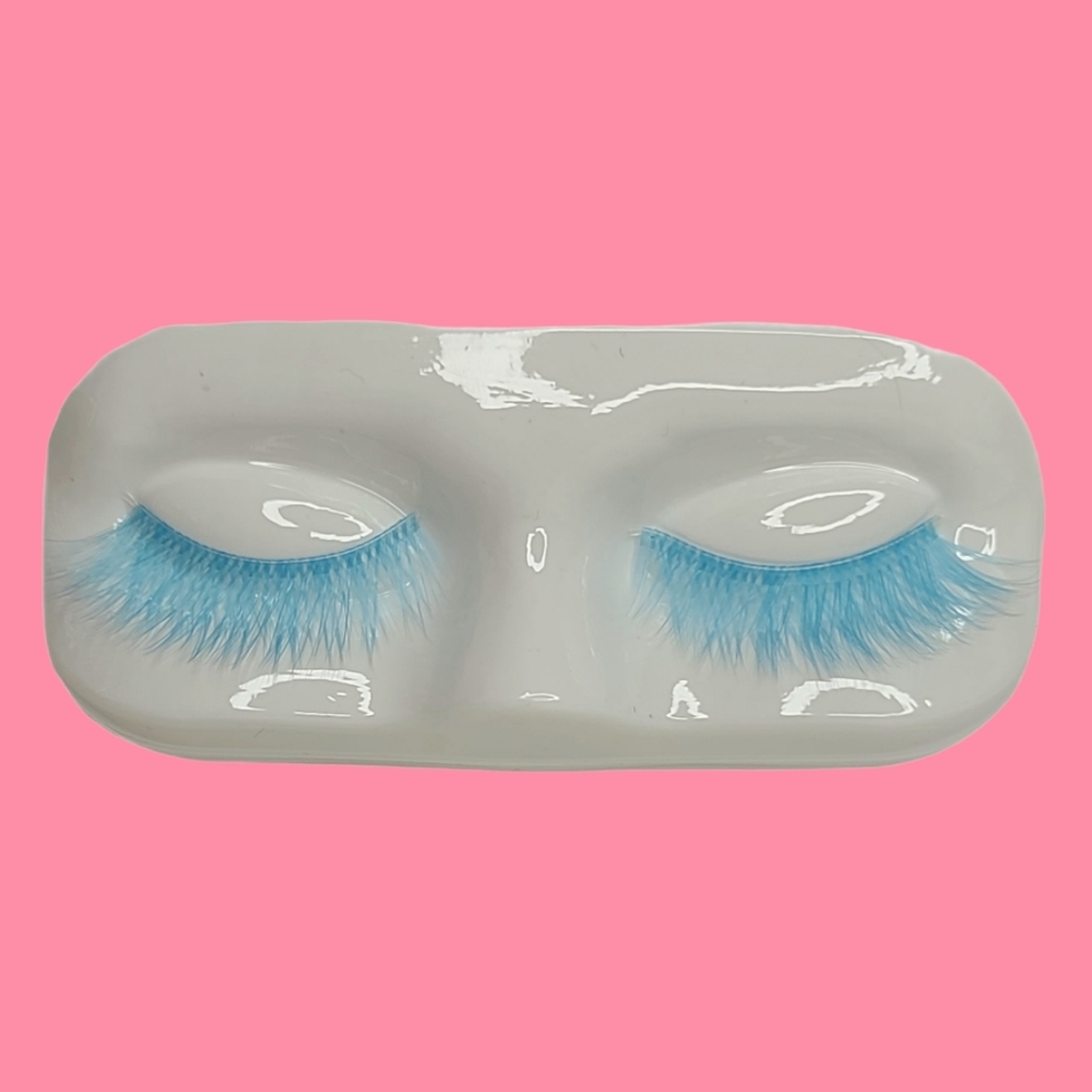 Pastel Lashes - Picture 3 of 5